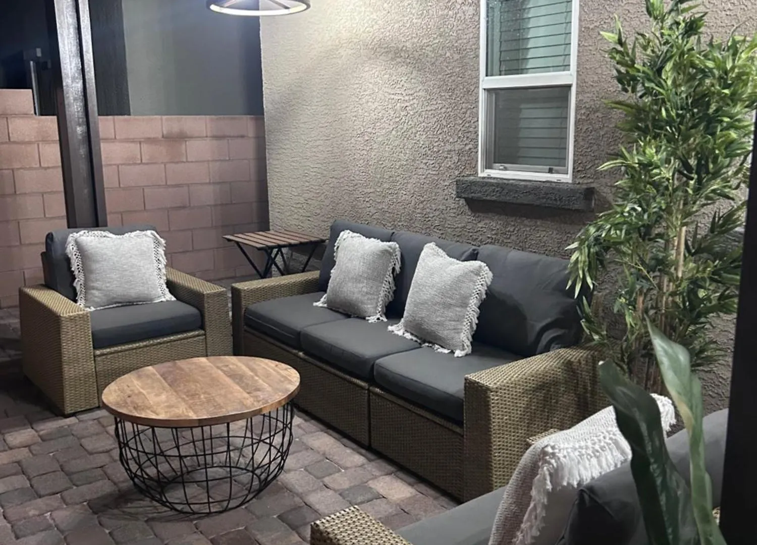 New, And Modern Home Close To The Strip Las Vegas Ferienhaus