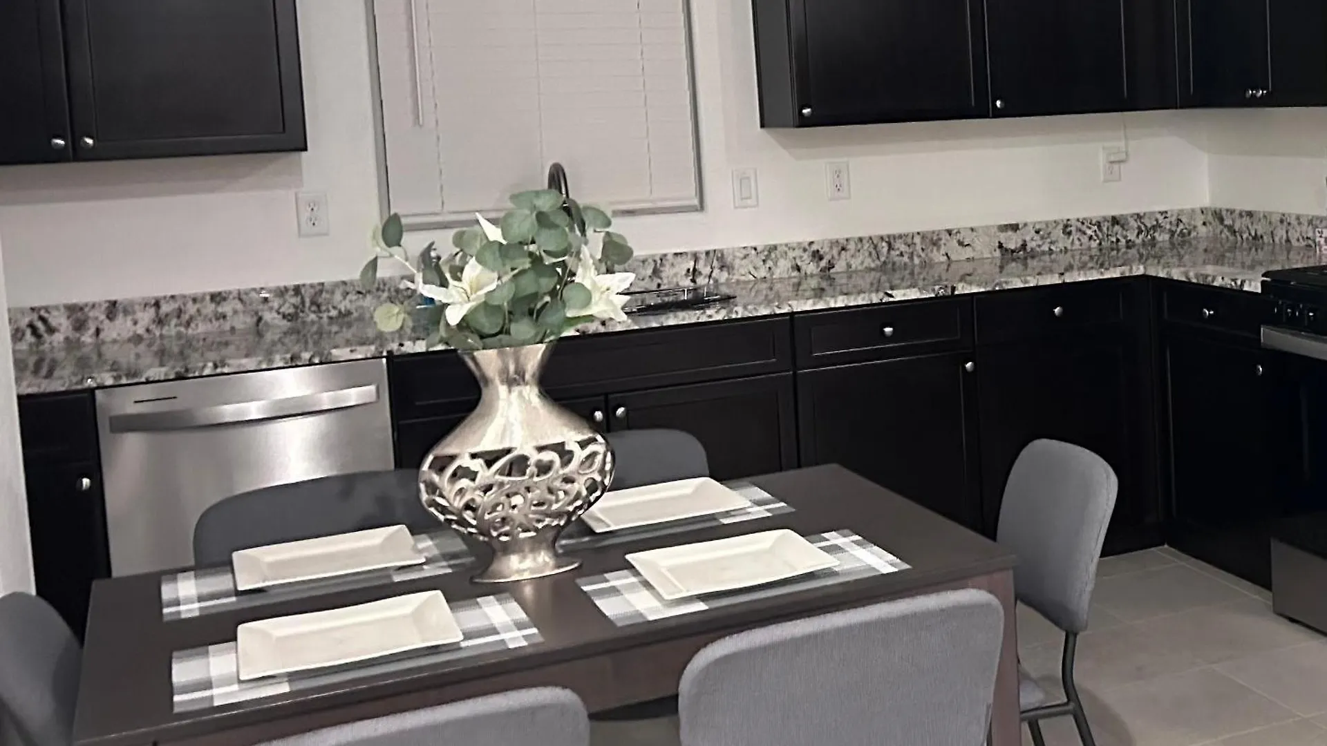 New, And Modern Home Close To The Strip Las Vegas